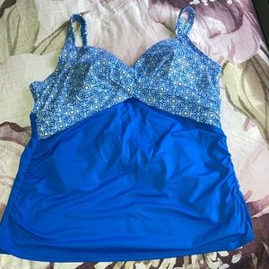 New LAND’S END Tankini top - 16